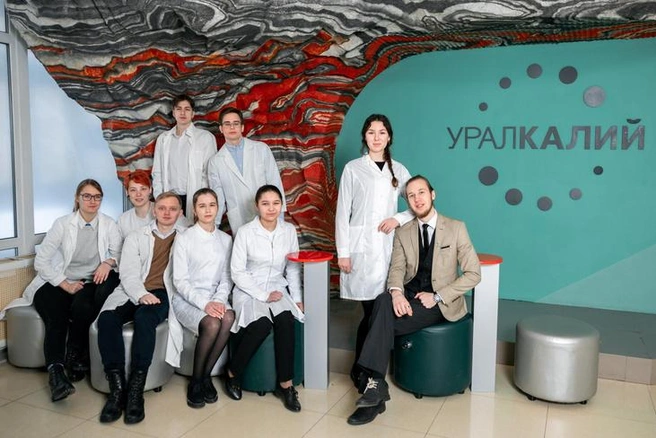 Факультет сотрудничает с передовыми компаниями | Источник: ХТФ