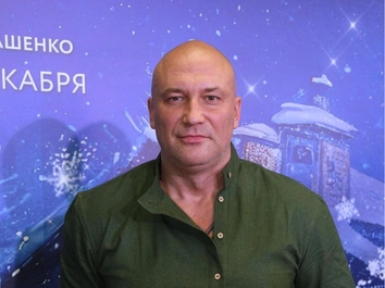 «Прилетел бумеранг!»: третья жена Соловьева, которая увела его из семьи, осталась одна с детьми и ипотекой в 26 млн