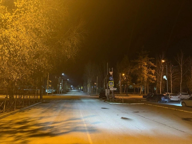 Подросток на ВАЗ устроил массовое ДТП в Первомайском районе — водитель попал в больницу | Источник: Госавтоинспекция Новосибирска