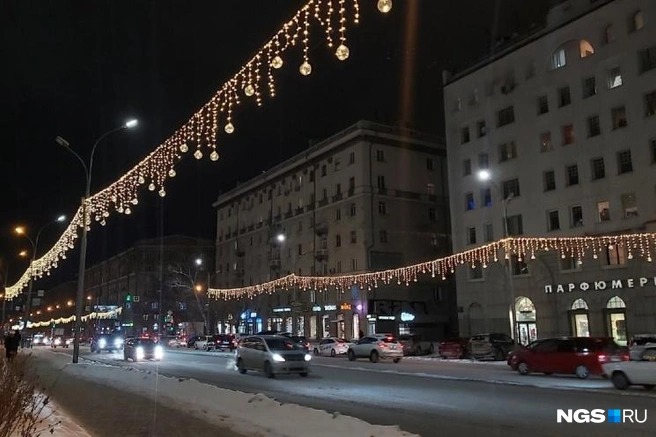 Такие гирлянды уже покупали для центра города | Источник: Стас Соколов