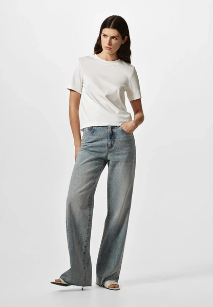 5 лучших способов стилизации джинсов зимой 2026 года