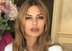 В Сети появились откровенные фото Виктории Бони