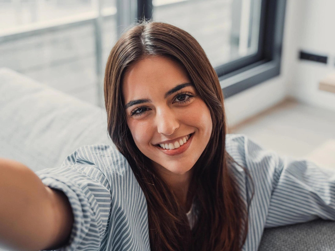 Как выбрать фото для сайта знакомств: 8 советов от гуру отношений | marieclaire.ru