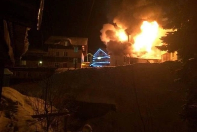 Пожар на подъемнике «Сатана» парализовал Шерегеш