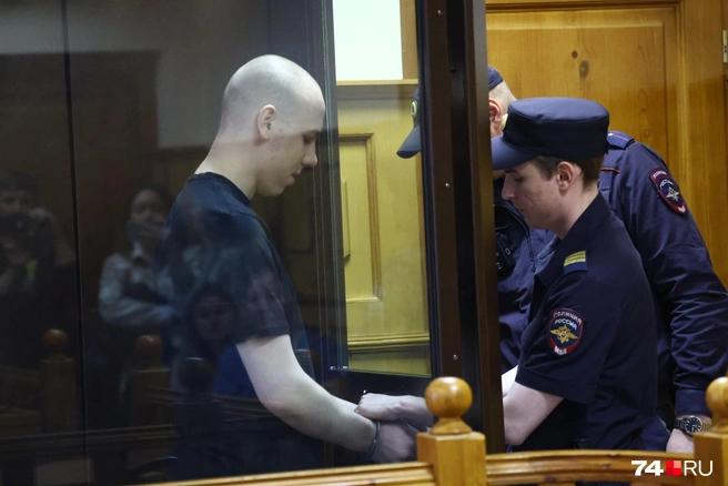 С мая прошлого года он содержится под стражей | Источник: Михаил Шилкин