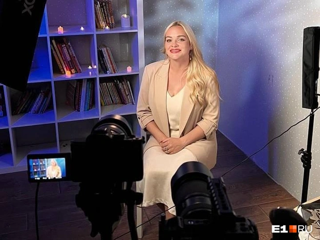 Елена решила, что хочет помочь ребенку, которому не хватило внимания родителей | Источник: Ivanova_mat_ / Instagram.com (соцсеть запрещена на территории РФ)