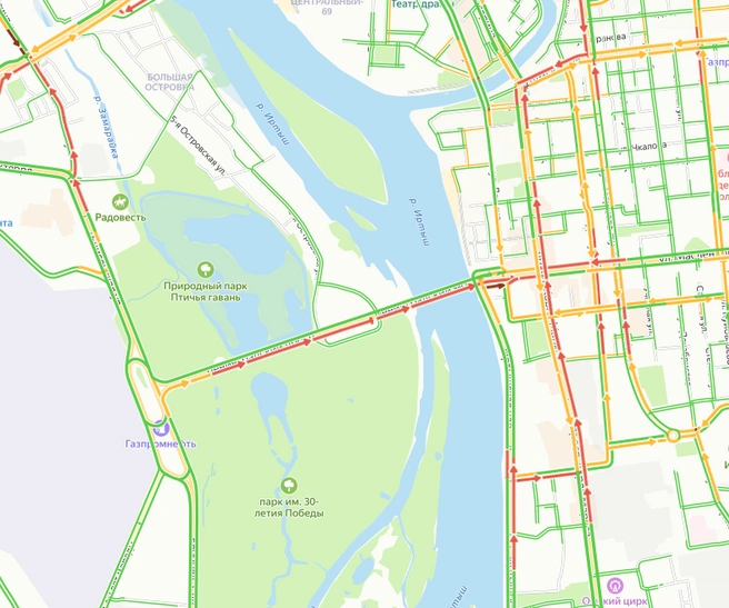Пробки на мостах — частое явление | Источник: ngs55.ru/maps-traffic/