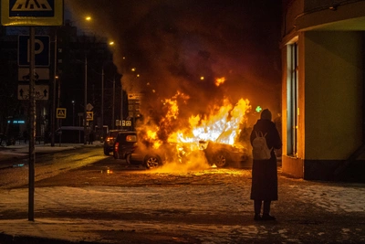 Иркутский тренер вытащил мальчика из горящей машины
