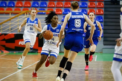 Красноярский «Енисей» разгромил новосибирское «Динамо» — 13 фото