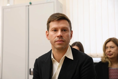 Суд прекратил уголовное дело Федора Смолова