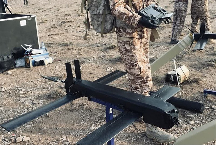 Иранские военные представили миниатюрный дрон-камикадзе