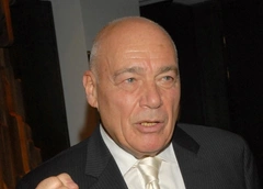 Владимир Познер: «У меня случился роман втайне от жены, и это чуть не закончилось трагедией»
