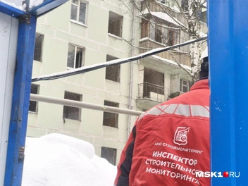 Сотрудник подведомственной властям организации оказался бессилен | Источник: Михаил Мечев / MSK1.RU