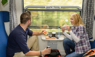 Чем кормят в поездах и как найти билеты с питанием: краткая инструкция