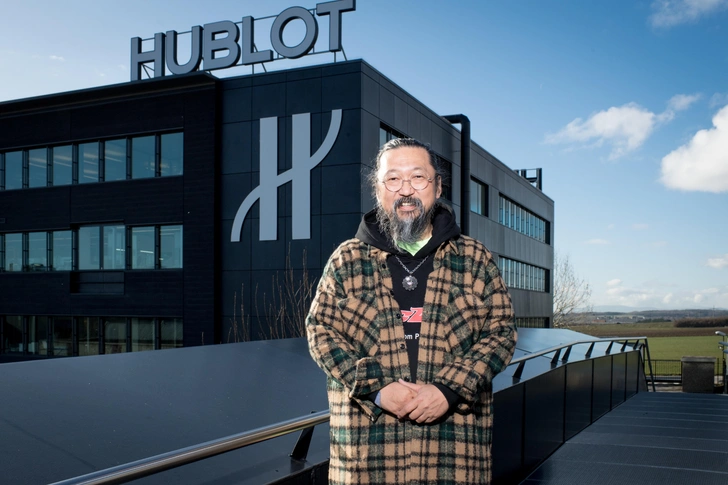 На грани искусства и технологий: Hublot выпустил часы вместе с Такаси Мураками