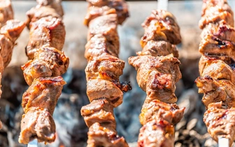 Май, мясо, мангал! 6 маринадов, которые превратят ваш шашлык в шедевр