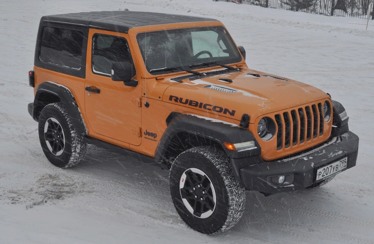 Почему Jeep Wrangler Rubicon — идеальная машина для зимней городской езды