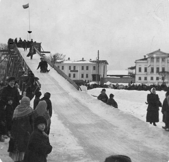 Городской пруд в 1900-е годы. Фотограф Вениамин Метенков.