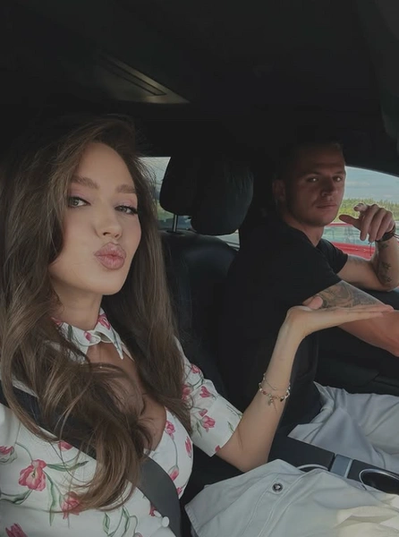 Дмитрий недавно намекнул, что хейт может исходить от его бывшей супруги Ольги Бузовой