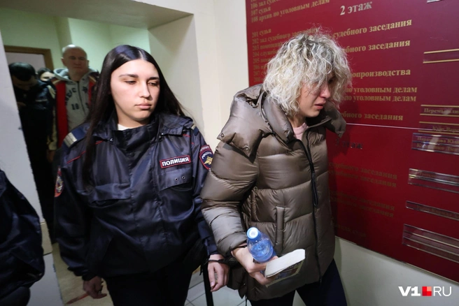 Наталия Володина не смогла сдержать эмоций | Источник: Алексей Волхонский / V1.RU