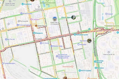 Пробка на Малышевском мосту заставила пассажиров идти пешком