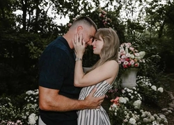 Тейлор Свифт рассказала, что именно сказал ей Трэвис Келси перед предложением руки и сердца