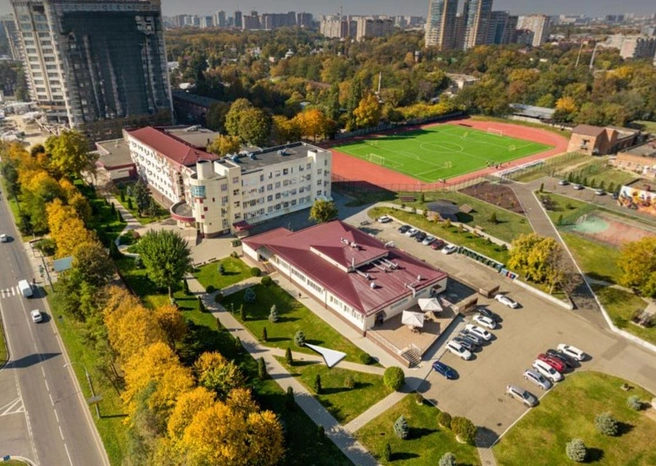 Территория вуза | Источник: yandex.ru/maps