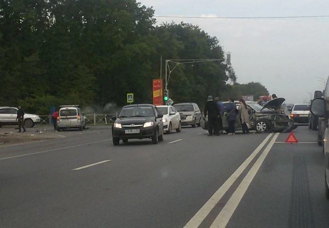 На М5 в Рыбновском районе столкнулись две легковушки | ya62.ru