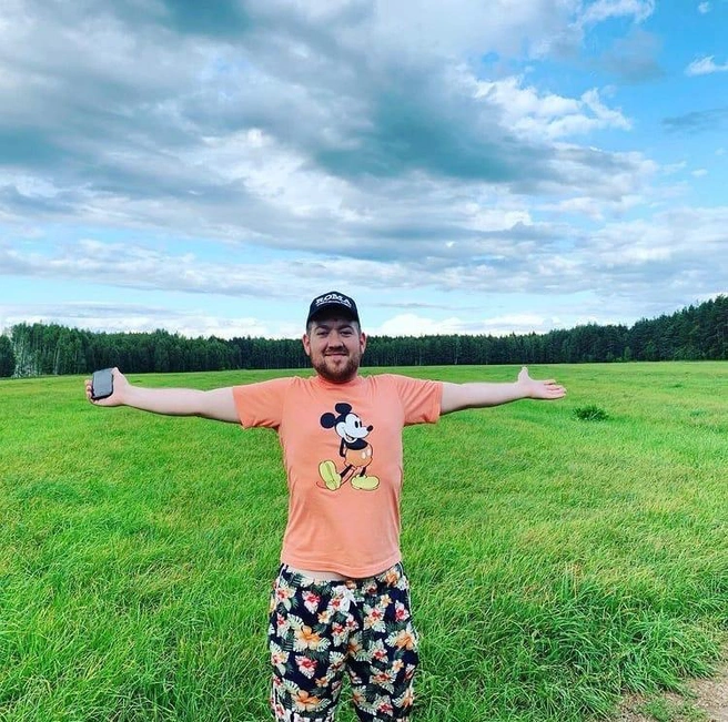 На этом фото Марк в Ярославле | Источник: sdfmark / Instagram.com