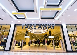 Праздник шоппинга Woman’s Day в Универмагах TAKE AWAY