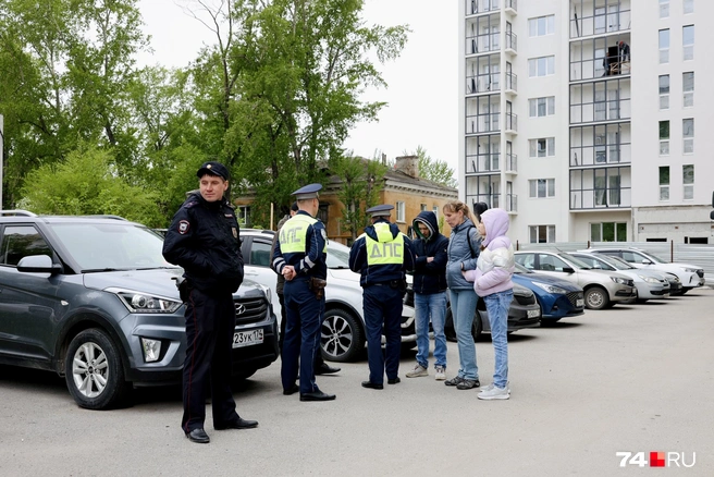 После долгих препирательств водителя с ДПС брелок-таки заработал | Источник: Наталья Лапцевич