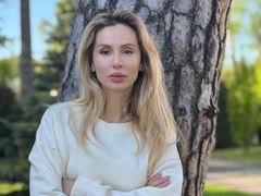 «Я превращаюсь в женщину, которая с утра до вечера варит еду и убирается»: Лобода погрязла в бытовухе
