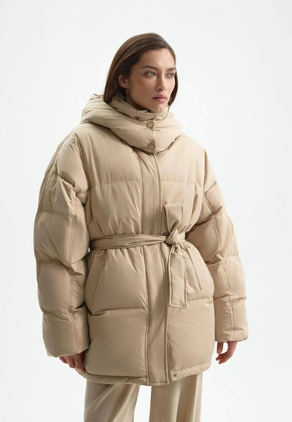 Теплые и стильные: 20 пуховиков от российских дизайнеров