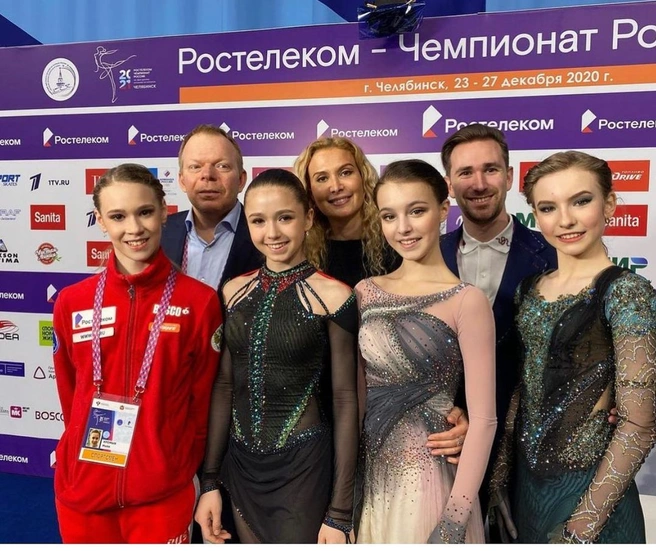 Камила Валиева и группа Тутберидзе на Rostelecom Cup | Источник: kamilavalieva26 / Instagram.com