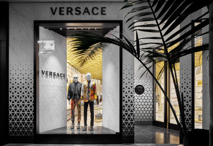 В Майами открылся новый бутик Versace (фото 0)