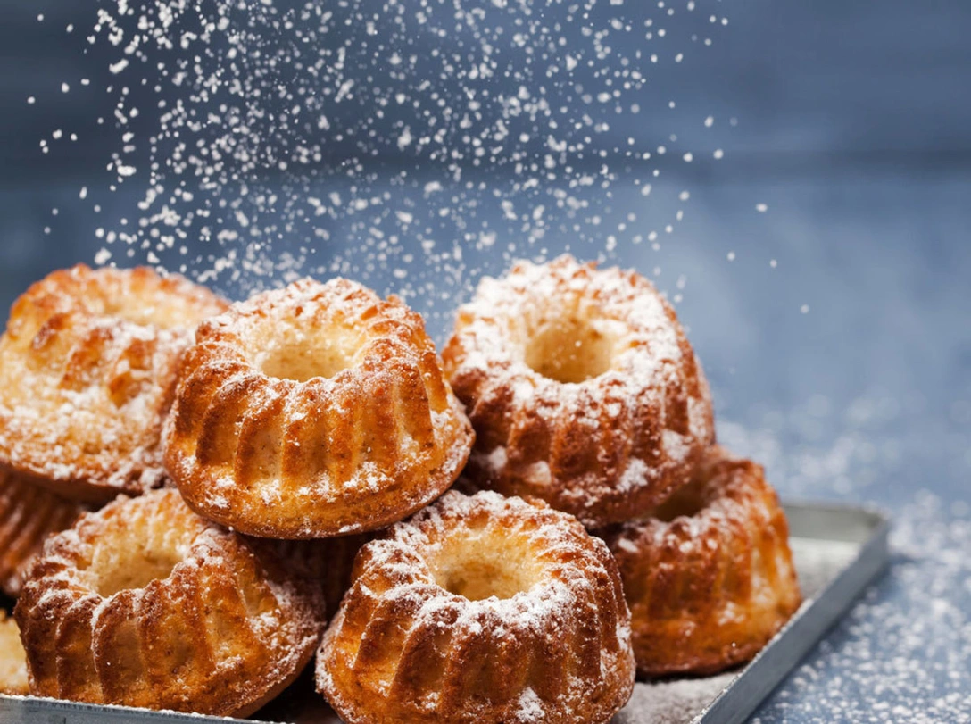 Три рецепта идеальных воздушных кексов | marieclaire.ru