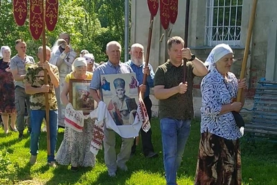 Крестный ход между селами Истье и Чернобаево