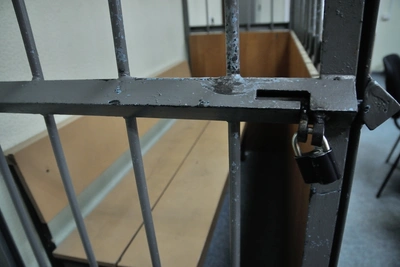 Суд смягчил приговор насильнику приемного сына