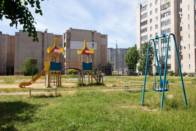 Малыш на Алтае потерял часть пальца на горке