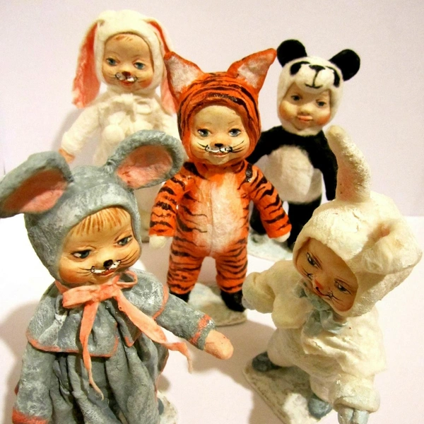 У Наталии получилась небольшая серия таких игрушек | Источник: «ELKA_VATA» Авторская елочная игрушка / Vk.com