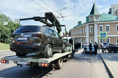 У воронежца с 488 неоплаченными штрафами изъяли автомобиль