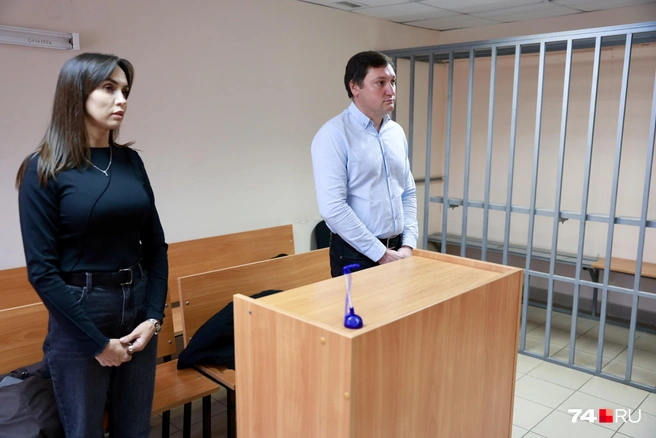 Шиляев на оглашение приговора пришел с адвокатом и налегке — без сумки вещей для колонии | Источник: Михаил Шилкин