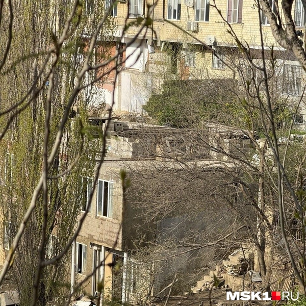 Разрушенный дом на улице Перова | Источник: Иветта Авраамова / MSK1.RU
