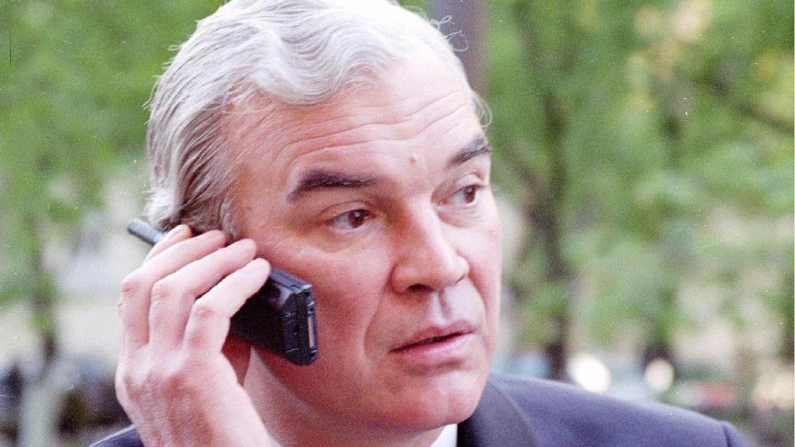 Наследство Владимира Молчанова: кому достанутся квартира в легендарном доме и любимая дача композиторов