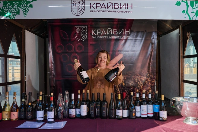 Первая в России «Винная Ярмарка» отечественных производителей с мастер-классами и дегустациями. 18+ | Источник: Винная Ярмарка / Vk.com