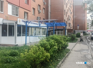 Дойти до детской поликлиники по кальновским дорогам сложно | Источник: Кристина Мельникова / YA62.RU