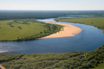 Очевидцы вытащили из воды тонущего мужчину в Карасукском районе