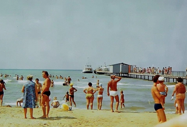 Причал Центрального пляжа, 1986 год | Источник: Олег Арифулин