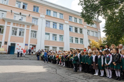 Волгоградские школы встретят 1 сентября песнями Пахмутовой
