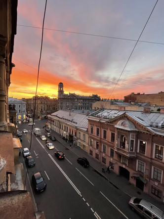 Атмосферная квартира в доходном доме XIX века в Санкт-Петербурге